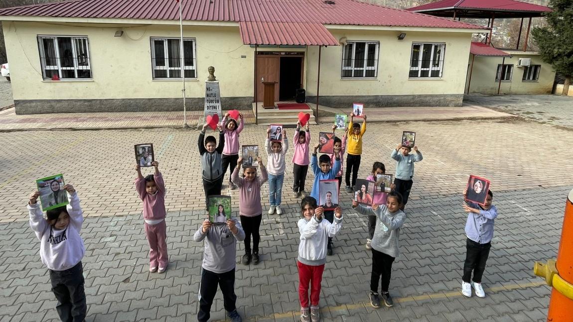 24 KASIM ÖĞRETMENLER GÜNÜ KUTLU OLSUN